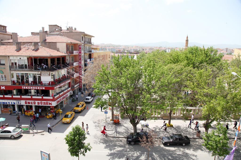 Kapris Hotel Kirsehir ภายนอก รูปภาพ